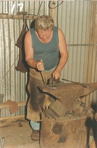 Making a hind shoe